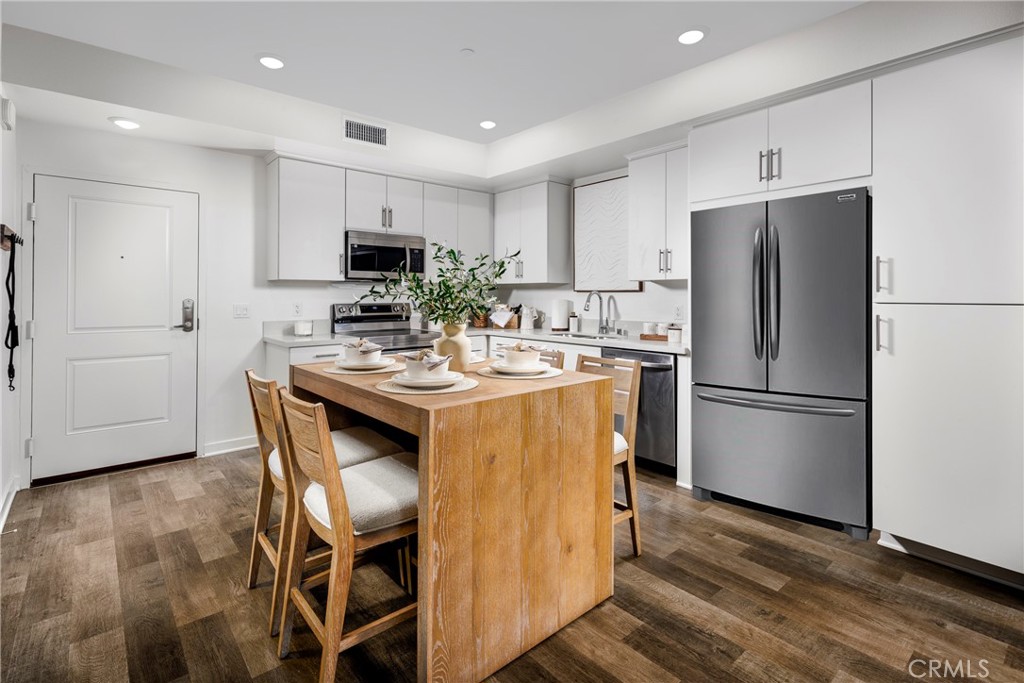 9001 Cerise Lane 109