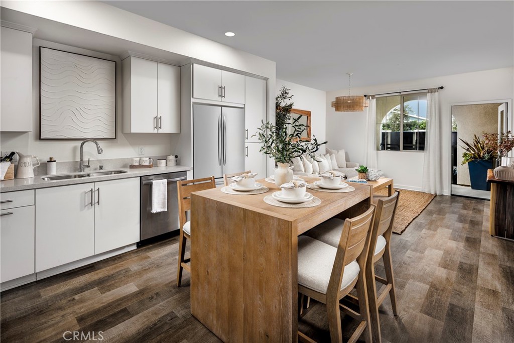 9001 Cerise Lane 109