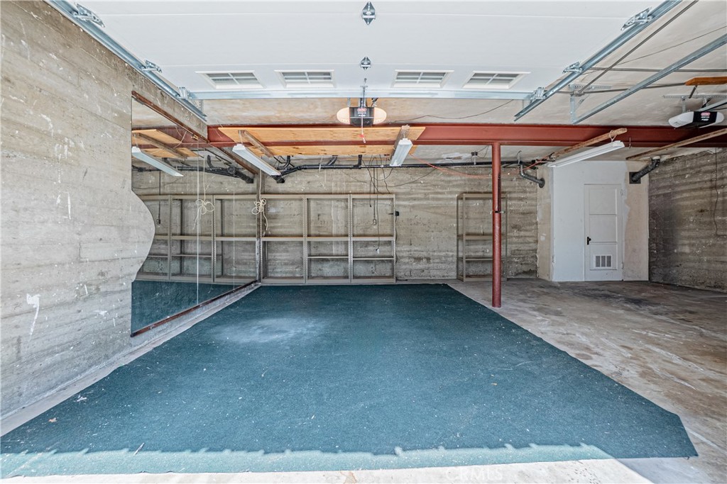 Alamitos Heights (AH) - Residential