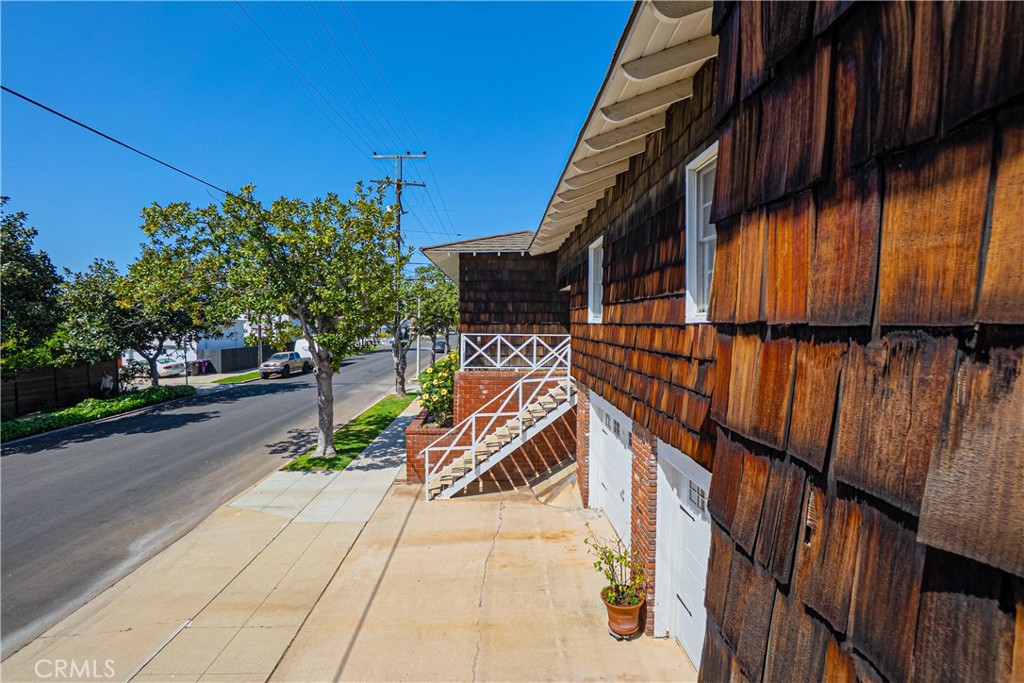 Alamitos Heights (AH) - Residential