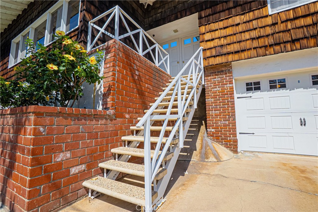 Alamitos Heights (AH) - Residential