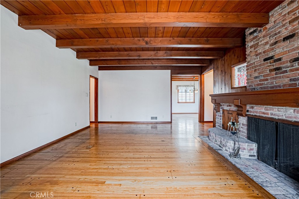 Alamitos Heights (AH) - Residential