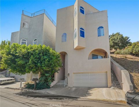 A home in Tujunga