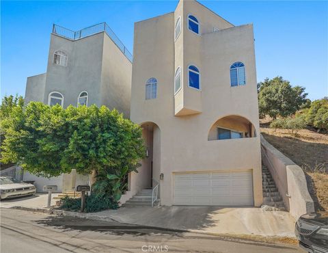 A home in Tujunga