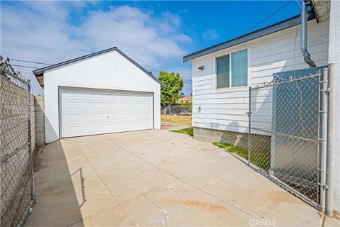 A home in Inglewood