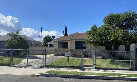 A home in Arleta