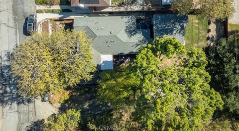 A home in La Crescenta