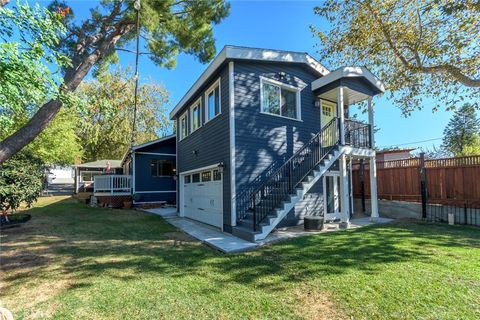 A home in La Crescenta