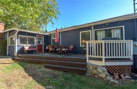 A home in La Crescenta