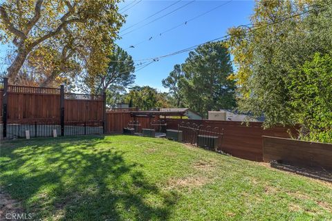 A home in La Crescenta