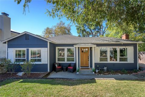 A home in La Crescenta