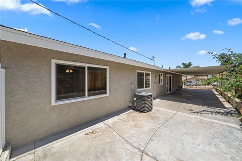 A home in Lake Elsinore