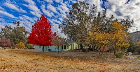 A home in Ahwahnee