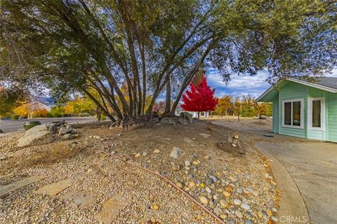 A home in Ahwahnee