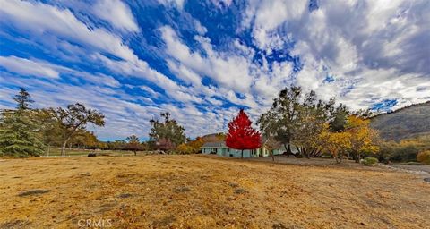 A home in Ahwahnee