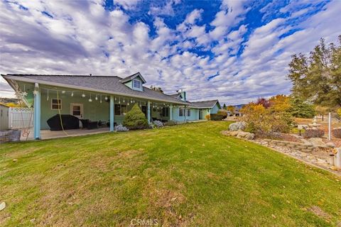 A home in Ahwahnee