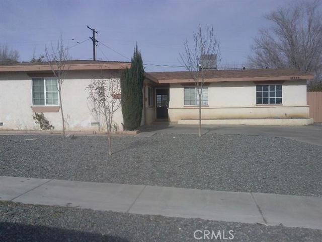 Great Pool home featuring 4 bedrooms and 2 baths. Patio for your outside parties. Must see to appreciate the large living space. # of RV Spaces: 0POOL Lot Location Type: Standard Location Special Features: None # of Attached Spaces: 2 # of Detached Spaces: 0