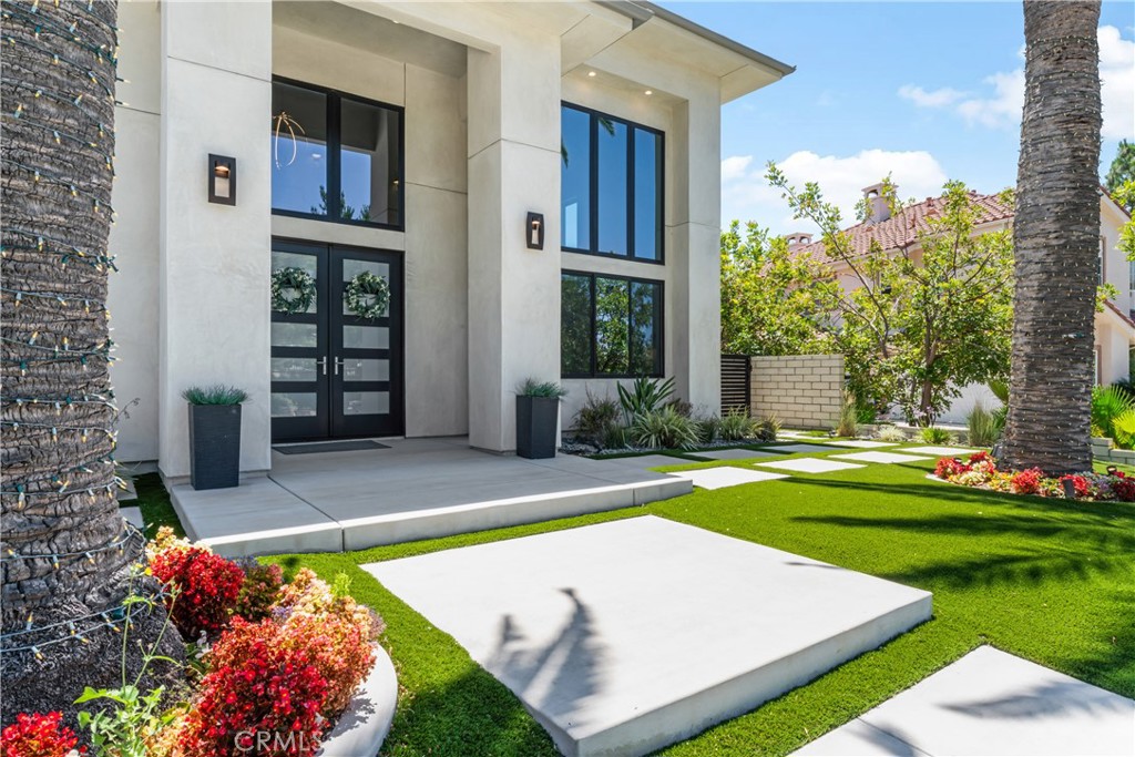 27995 Alpine Lane