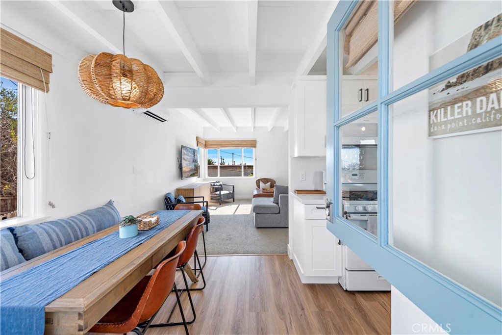 33936 Amber Lantern Street