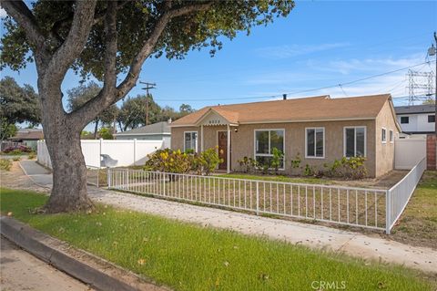 6032 Camerino Street Lakewood CA 90713