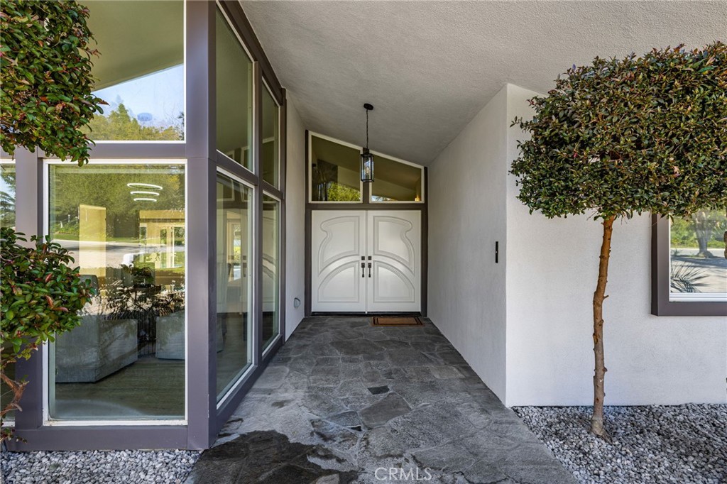 3220 Santa Monica Avenue