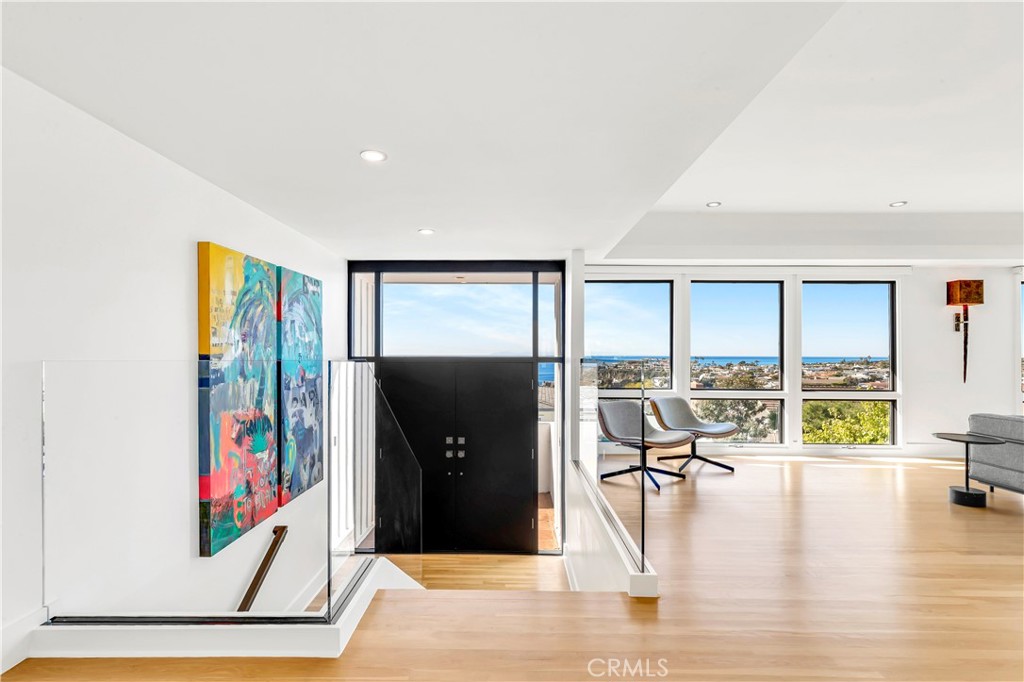 411 Emerald Bay