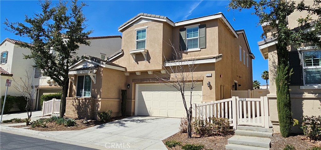 5232 Las Palmas Way
