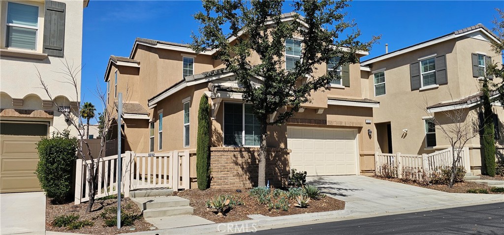 5232 Las Palmas Way