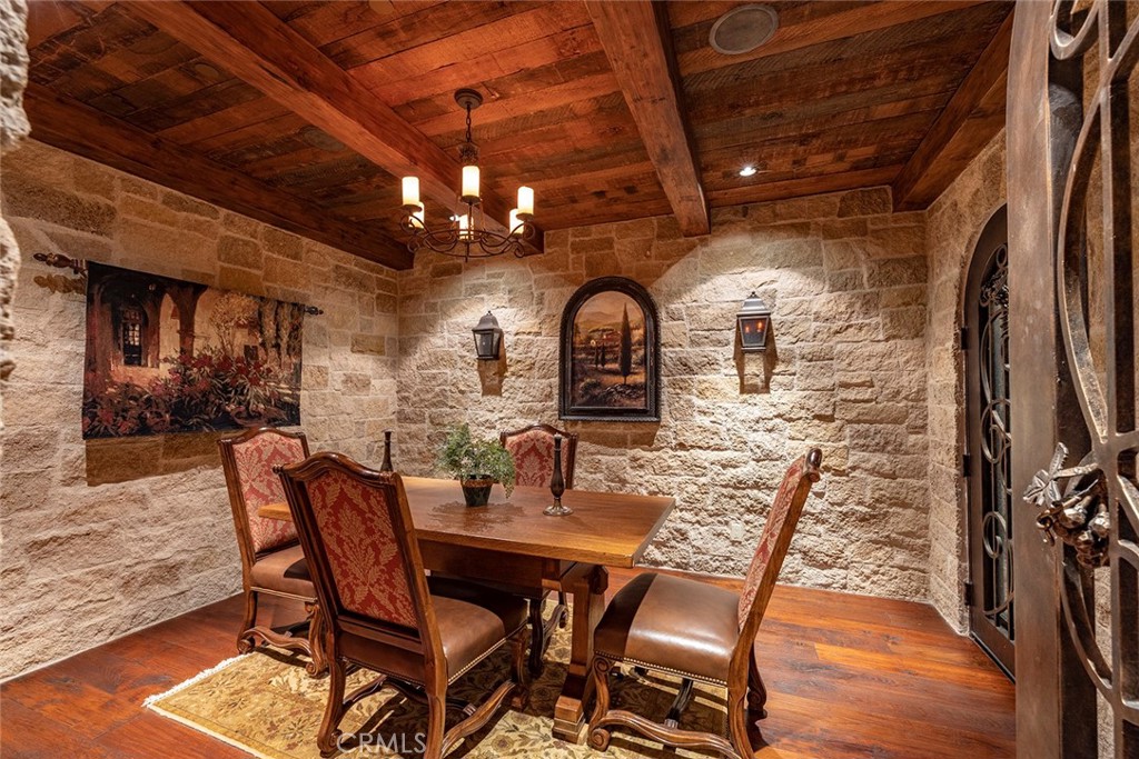 Shady Canyon Custom (SHDC) - Residential