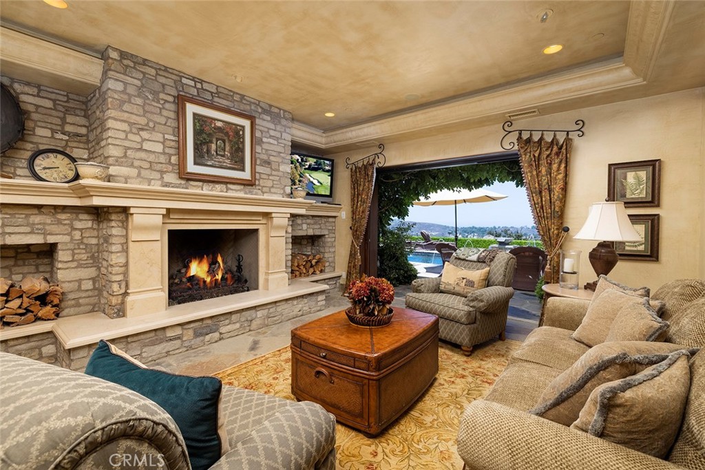 Shady Canyon Custom (SHDC) - Residential