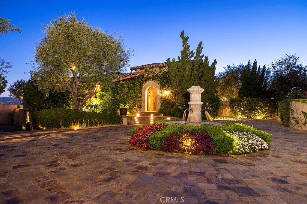 Shady Canyon Custom (SHDC) - Residential