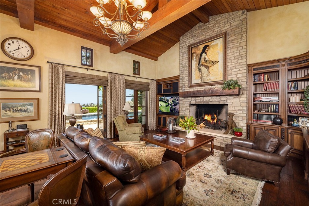 Shady Canyon Custom (SHDC) - Residential