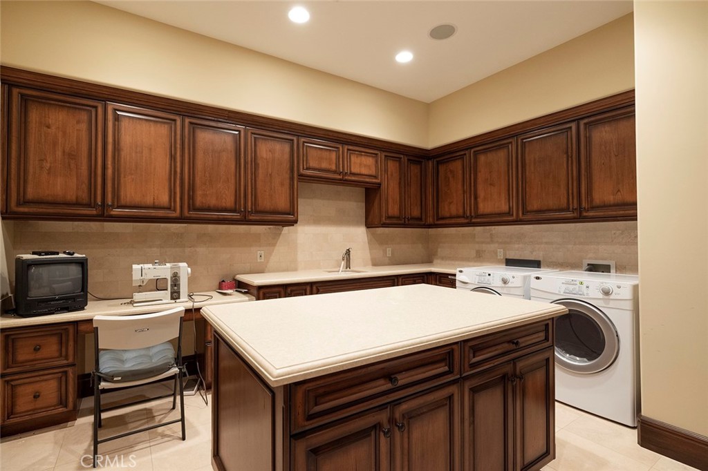 Shady Canyon Custom (SHDC) - Residential