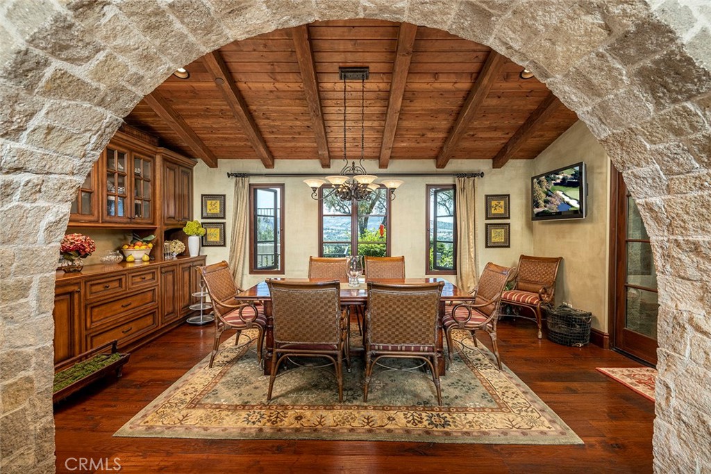 Shady Canyon Custom (SHDC) - Residential