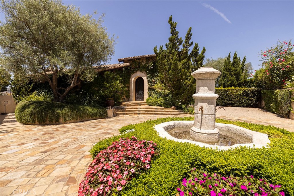 Shady Canyon Custom (SHDC) - Residential