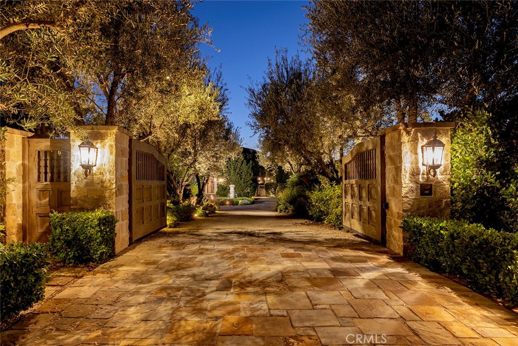 Shady Canyon Custom (SHDC) - Residential