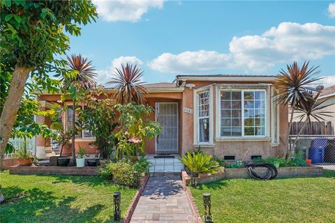 A home in South Gate