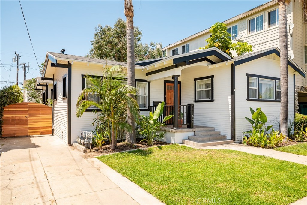 Circle (CA) - Residential