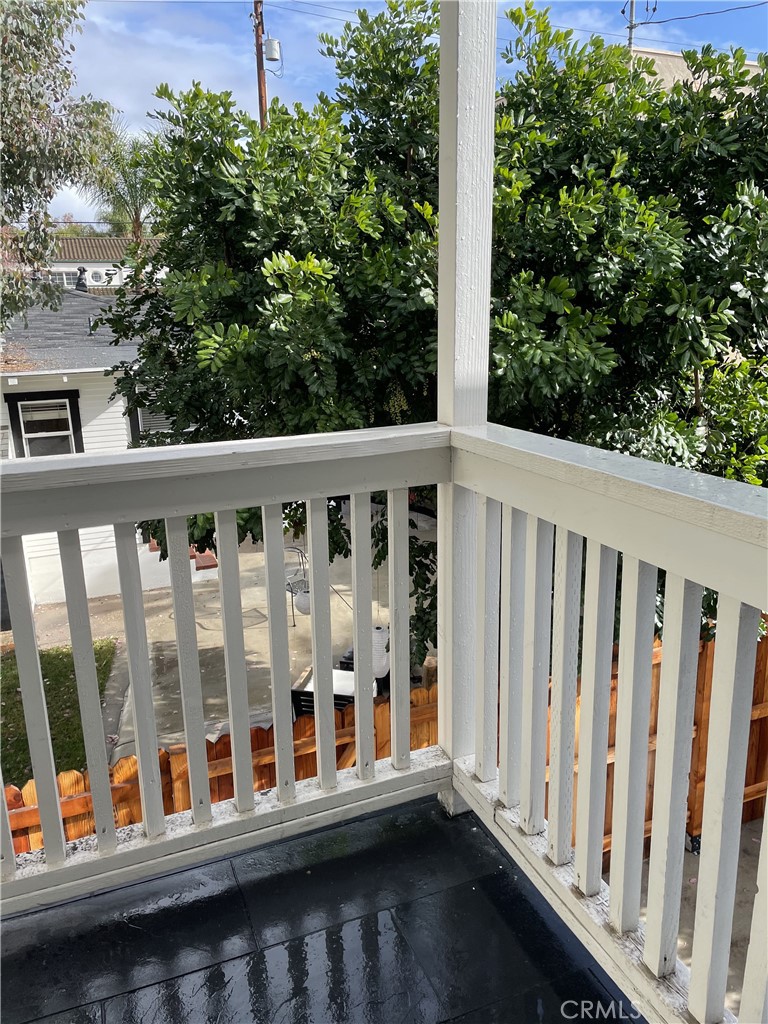 Circle (CA) - Residential