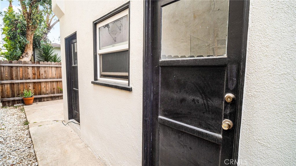 Circle (CA) - Residential