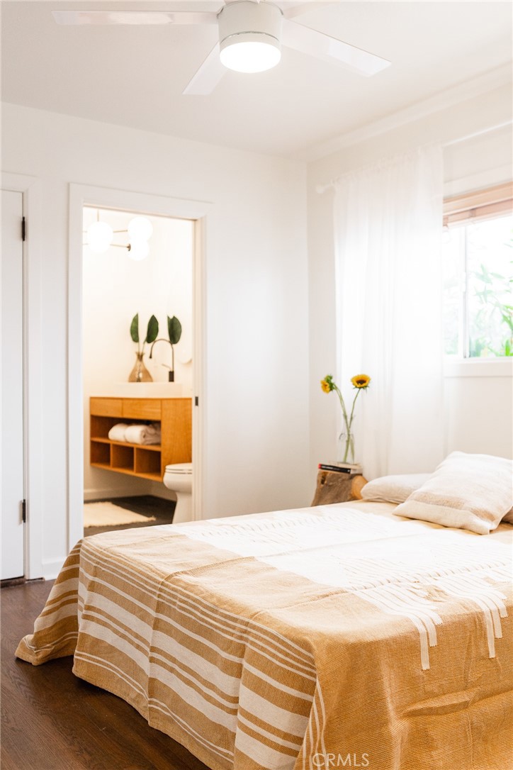 Circle (CA) - Residential