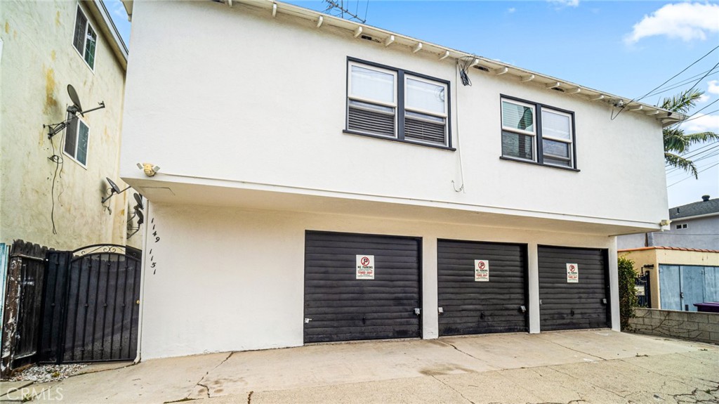 Circle (CA) - Residential