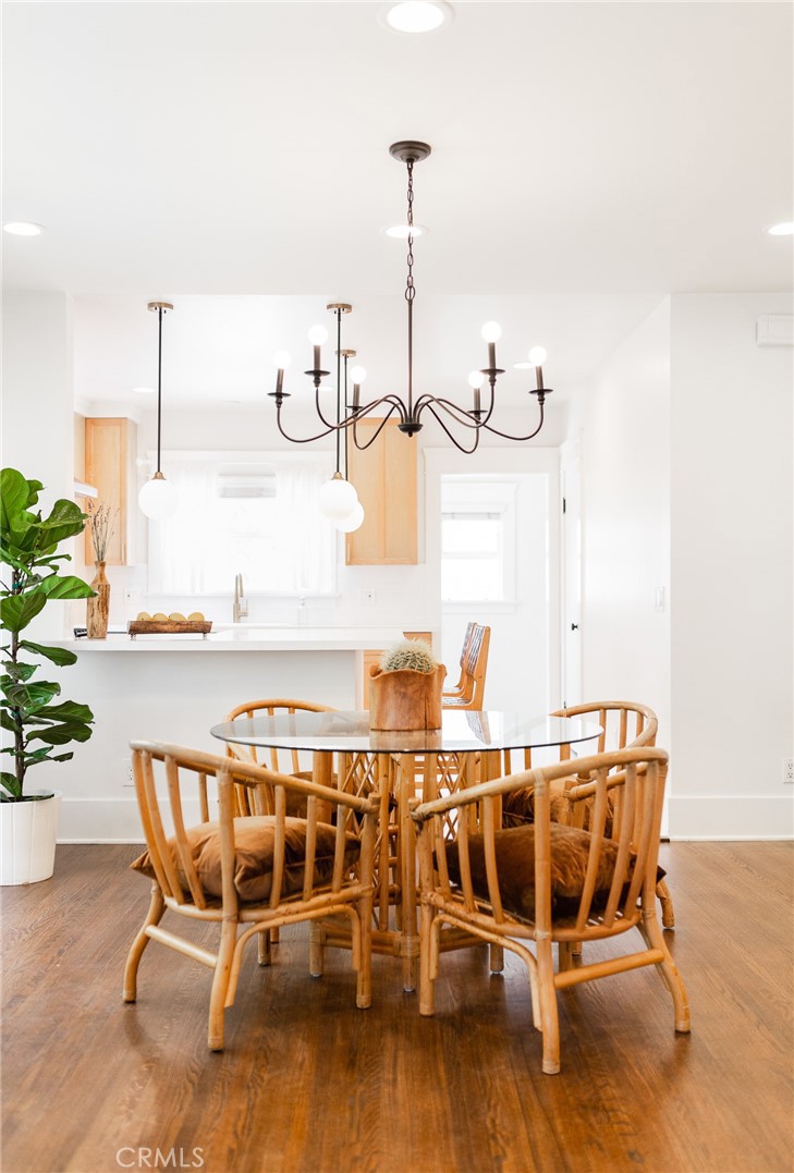 Circle (CA) - Residential