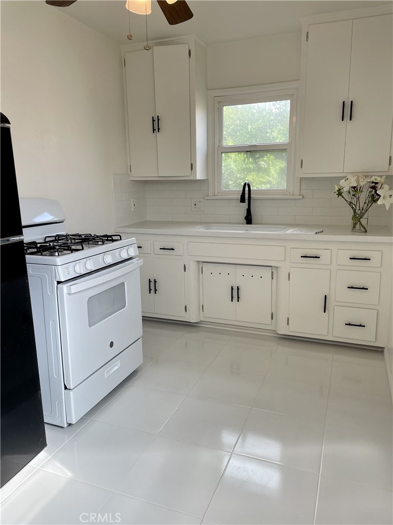 Circle (CA) - Residential