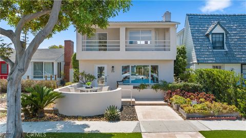 A home in Corona Del Mar