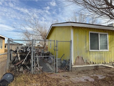 A home in North Edwards