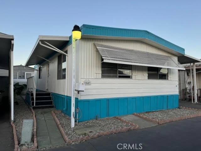 15621 Beach Boulevard 84