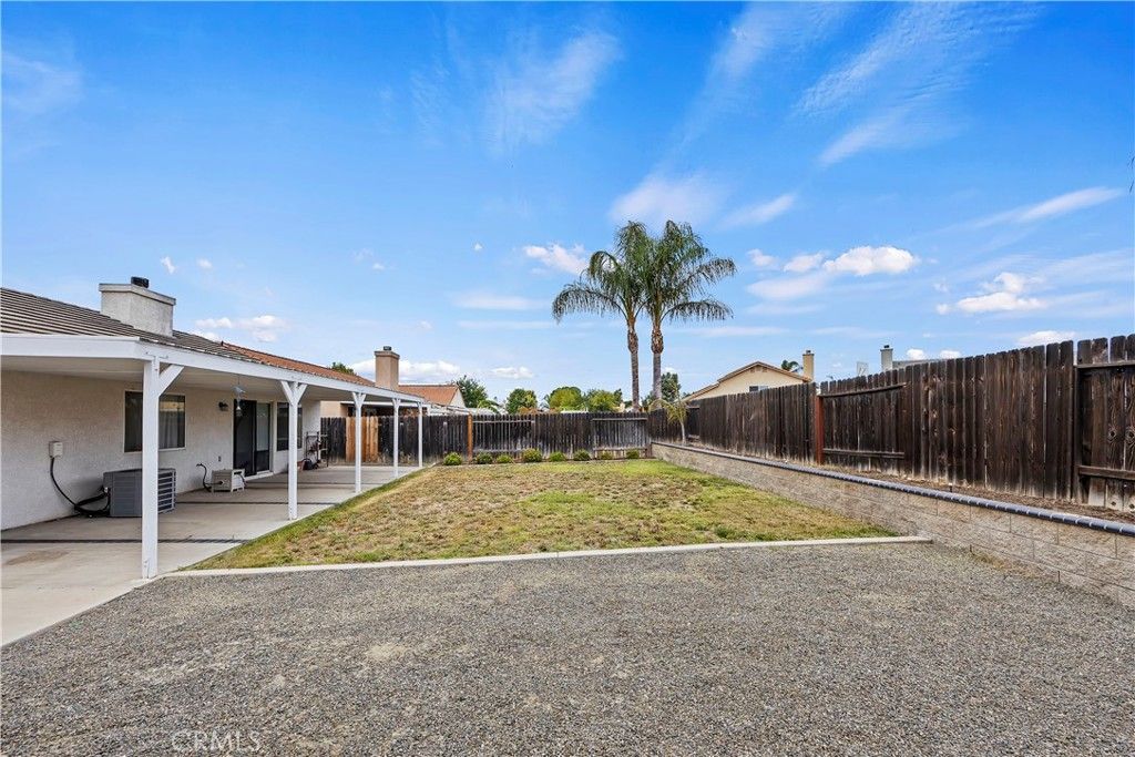 listing image 130723618927702133783