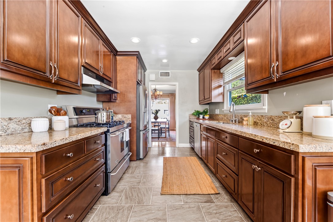 Bixby Knolls (BK) - Residential