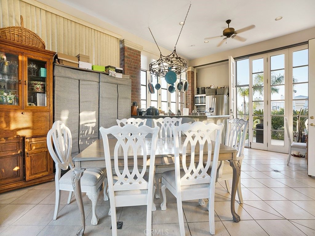 listing image 130728244977028440876
